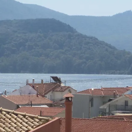 Sarlos Studios شقة أرغوستولي