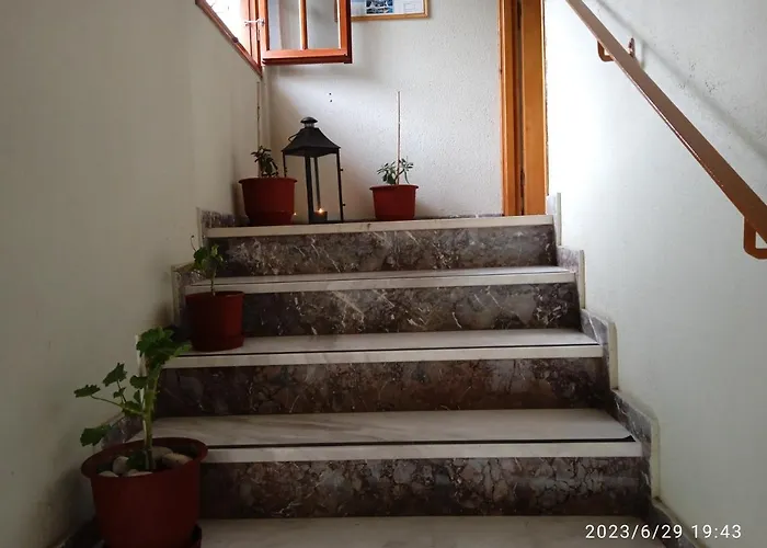 아파트 Sarlos Studios